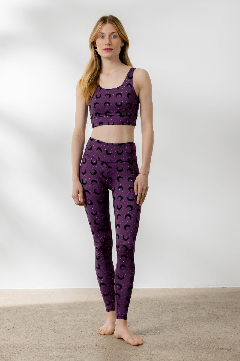 Hey Honey Yoga Bustier Moon Fig outfit showcasing stylish bustier and leggings in warm Moon Fig print for active wear.