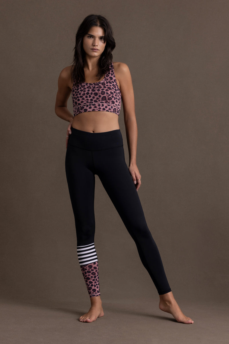 Hey Honey Surf Style Leo Rose leggings in high waist, featuring leopard print and moisture-wicking fabric for comfort.