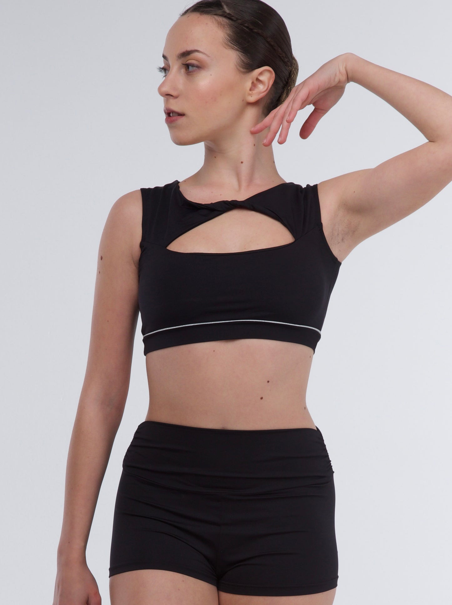 PriDance Zijdeglans Crop Top met Knoopdetail