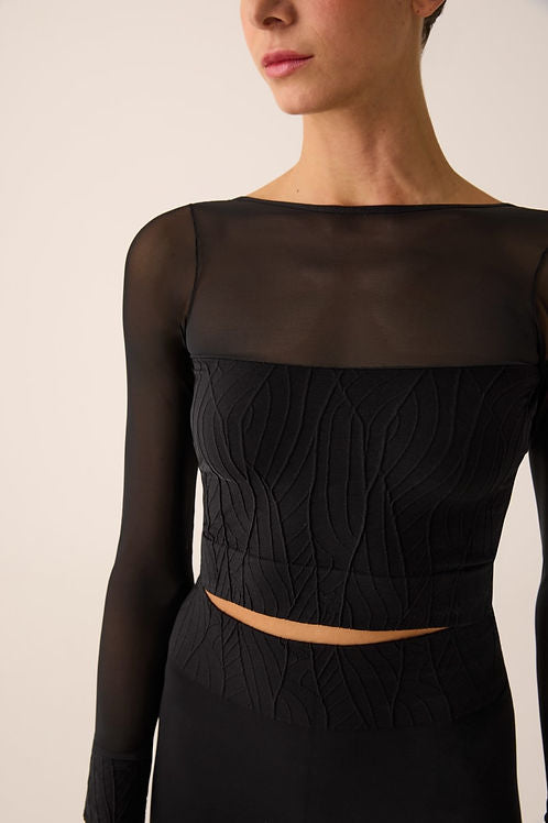 Seamless Crop Top with Tulle Sleeves and V-Neck