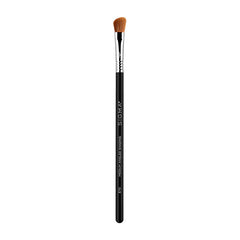 Sigma E70 medium angled brush for precise eyeshadow application and blending, featuring soft SigmaTech® fibers.