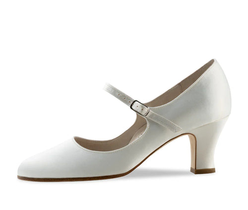 Elegant witte Mary Jane-hak met verstelbare gespsluiting en comfortabele 6 cm hak voor stabiliteit.