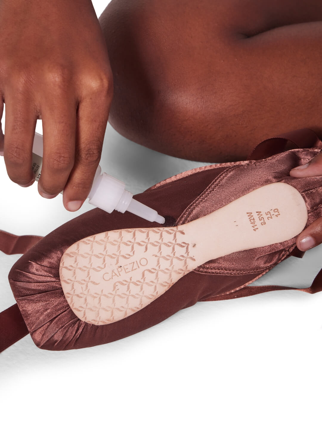 Capezio - Schoen Glue