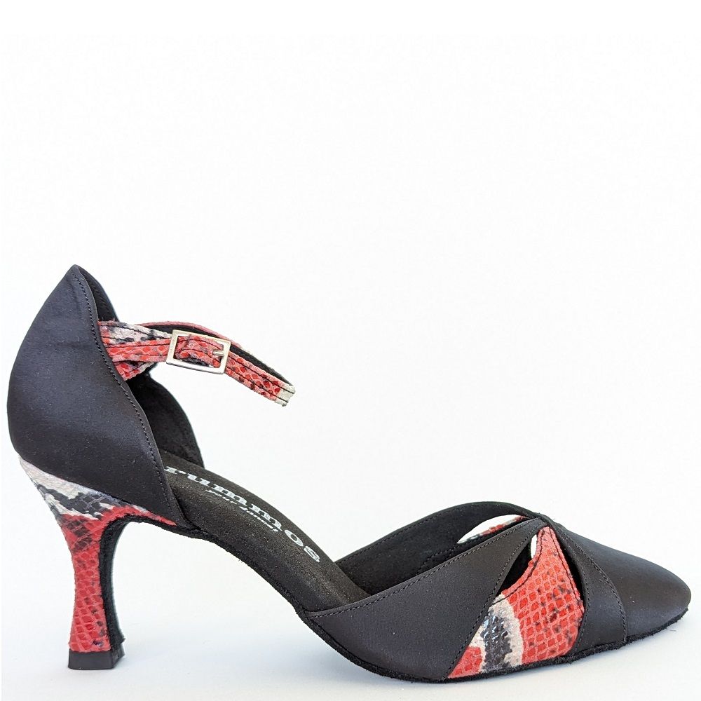 Rummos R405 elegant black and red dance shoe with flexible sole and balanced heel for comfort and stability.