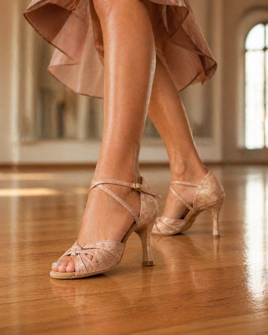 Rummos R520 nude roségoud Latin dansschoenen ballroom lifestyle