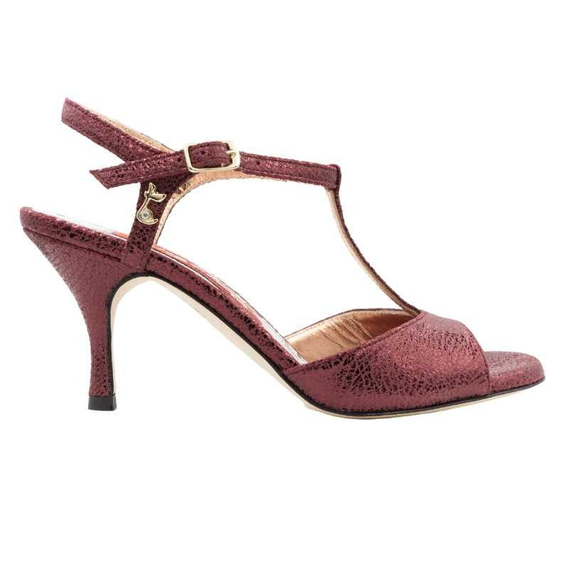 Elegant bordeaux T-strap heel with 7 cm heel, adjustable buckle, and comfortable suede finish, perfect for stylish occasions.