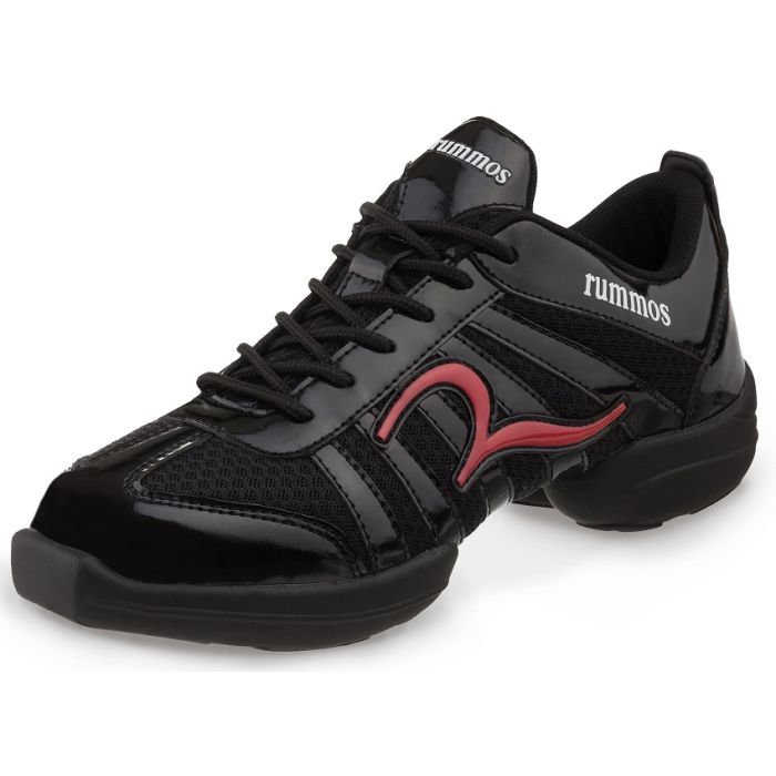 Rummos RS05 Black shoes featuring responsive cushioning and a sleek design for comfort and performance.