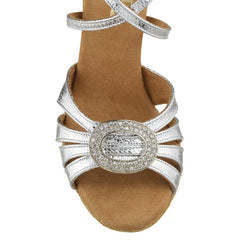 Elegant silver dance sandal with crystal-embellished brooch, perfect for brides and Latin dancers.