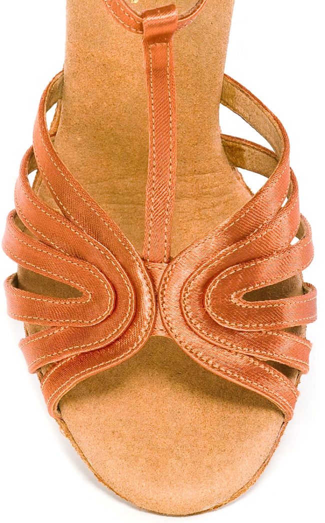 Elegant Elite Fortuna dance shoe with handcrafted straps and comfortable sole for optimal performance.