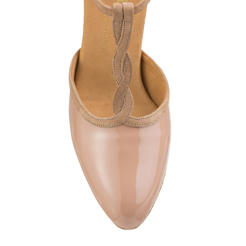 Top view of Rummos Karen elegant dance shoe, featuring soft patent leather and a comfortable design for tango.