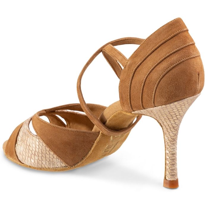 Rummos Elite Paloma dance shoe with elegant design and stable heel, featuring suede sole for grip and fluid movement.