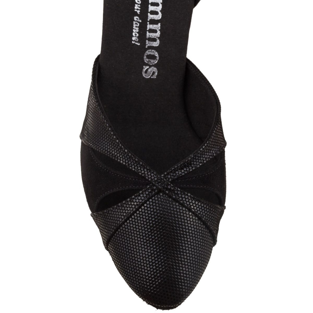 Close-up of Rummos R405 dance shoes featuring a chic closed front design and flexible insole for comfort.