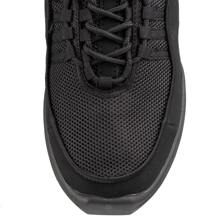 Rummos RS01 Black shoe featuring responsive cushioning and a sleek black mesh design for optimal performance.